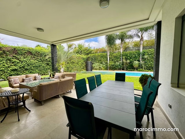Villa contemporaine de 600 m2 / Terrain 1054 m2 — 3