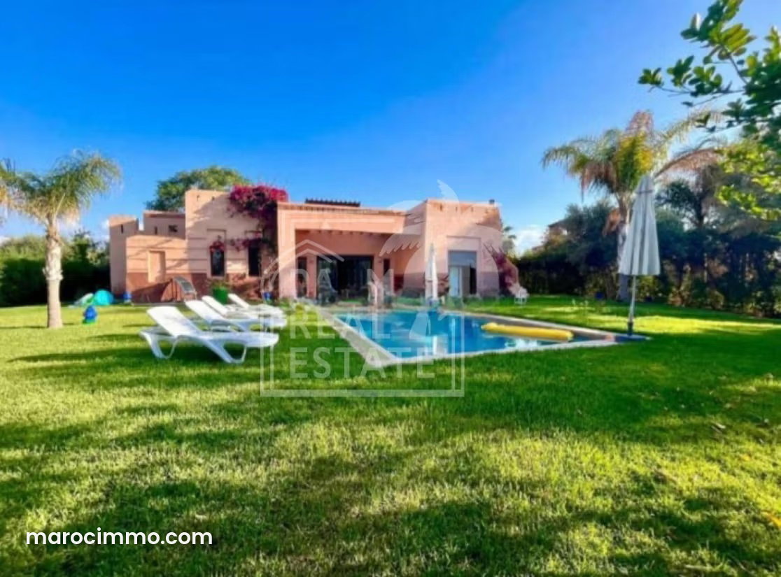 Villa with Swimming Pool and Mature Garden, Route de Fès, Marrakech — Marrakesh