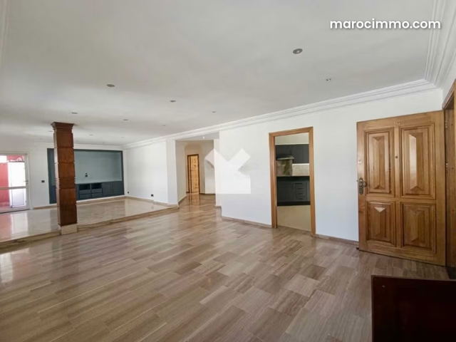 Appartement à Vendre de 158.0 m² à Casablanca, Bourgogne Anfa — Casablanca