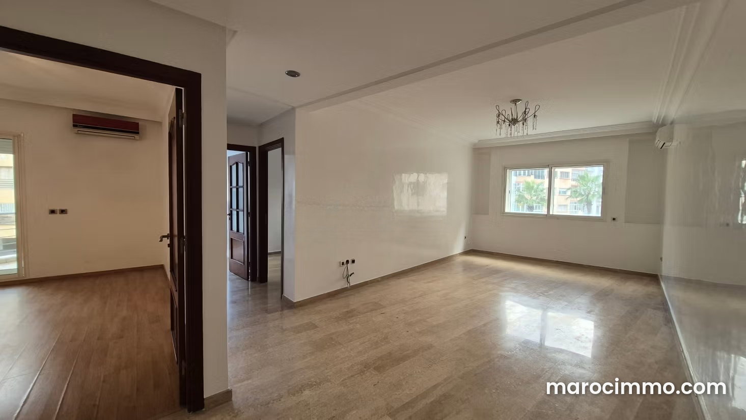 Bright Apartment with Terrace for Sale in Bourgogne, Casablanca — Casablanca
