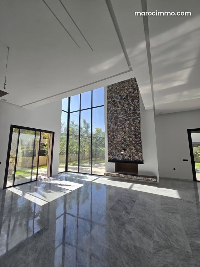 Magnificent Modern Villa at NORIA GOLF — 2