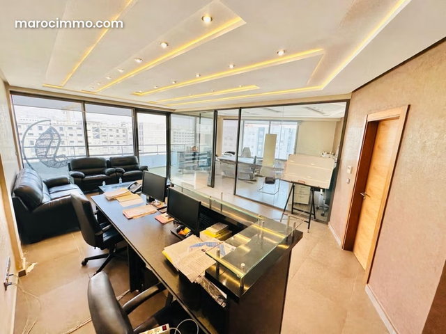 Bureau Professionnel à Louer – Centre Ville Agadir — 3