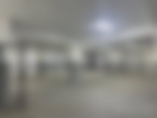 فضاء تجاري واسع للكراء قرب شارع روداني بالدار البيضاء — 2