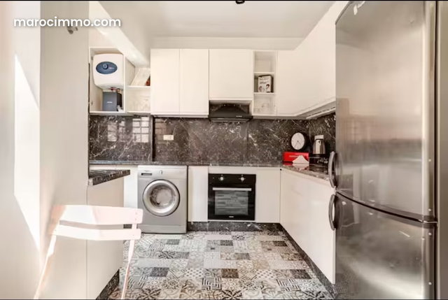 Bel appartement en location à Sidi Abbad. Surface de 90 m². Bien meublé — 5