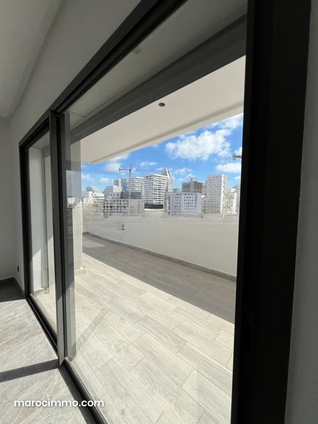 2 Bedroom Apartment for Rent with Terrace at CFC — 4