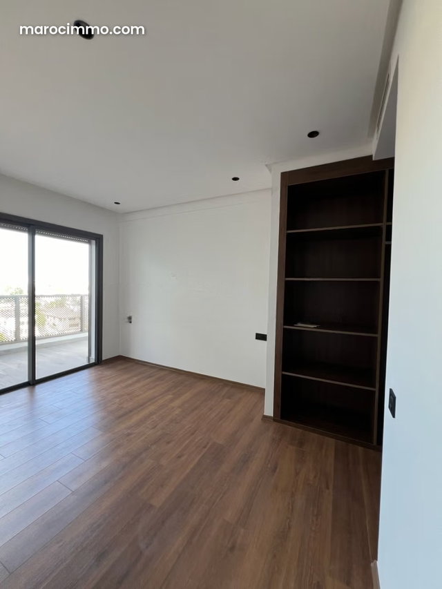 2 Bedroom Apartment for Rent with Terrace at CFC — 5