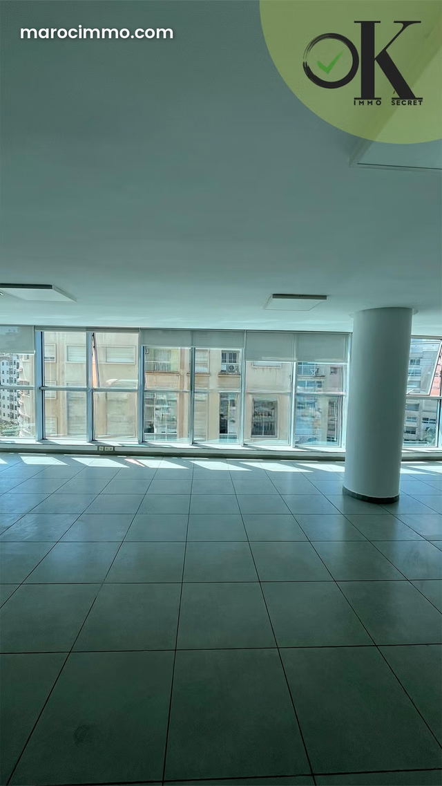 Elegant Office for Rent or Sale - Nejma — Tangier
