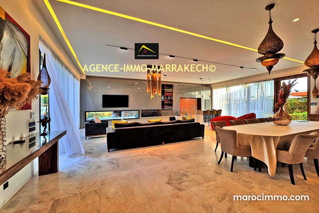 Villa exceptionnellement moderne de 7 suites, 3 niveaux — 5