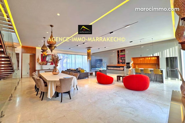 Villa exceptionnellement moderne de 7 suites, 3 niveaux — 4