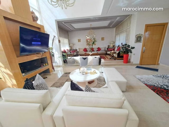 Villa à Vendre de 245.0 m² à Bouskoura, Bouskoura — 5