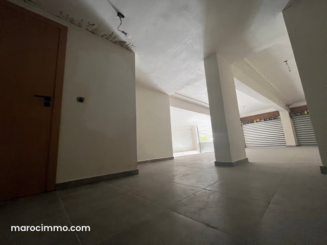 Local commercial en location à Les Hôpitaux. Surface de 142 m² — 5