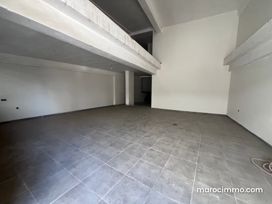 142 m² Commercial Premises, Hospitals District, Casablanca — Casablanca