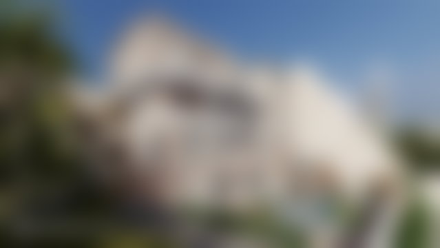مشروع سياحي شبه جاهز بإطلالة جبال أوريكة الساحرة — 3