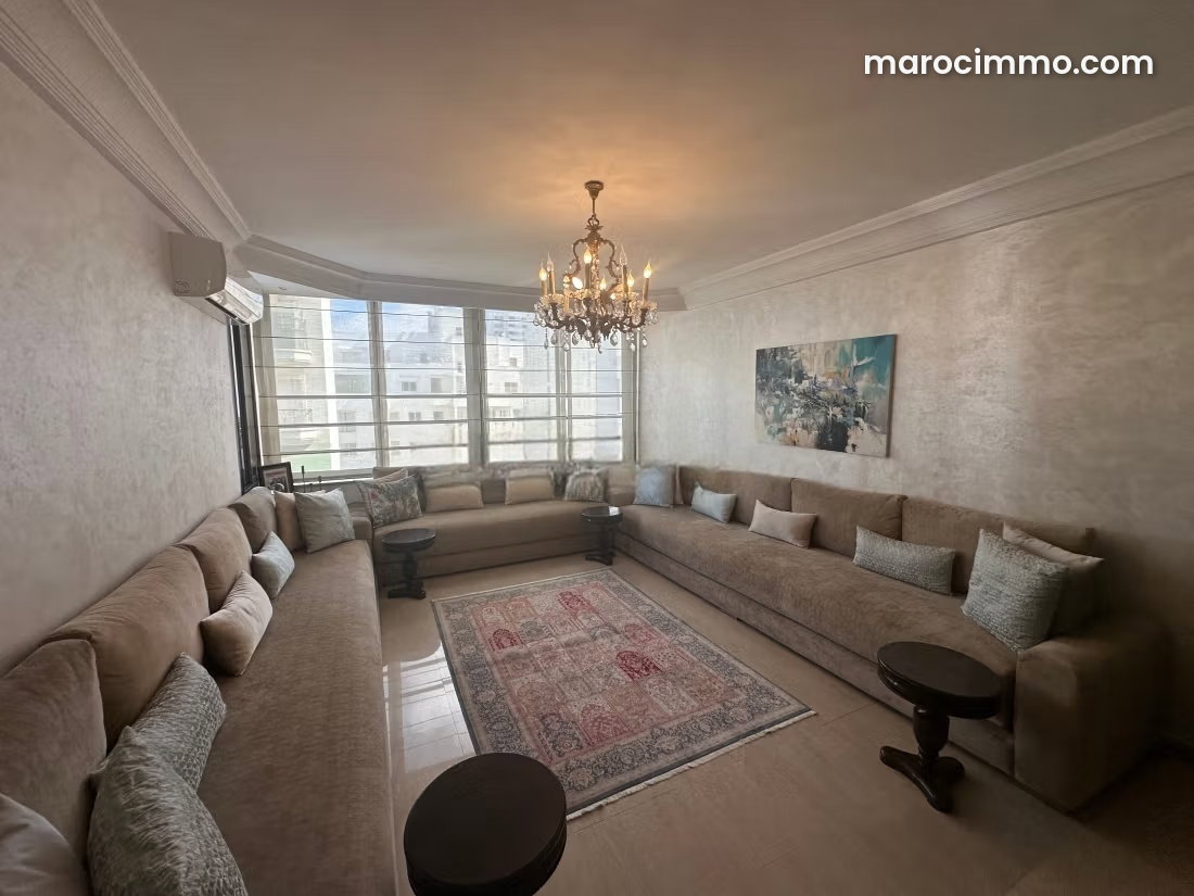 149 sqm Apartment, 3 Bedrooms Including a Master Suite, Racine, Casablanca — Casablanca