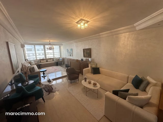 Appartement à vendre à Racine. 3 pièces. Prestation de conciergerie, air conditionné — 2