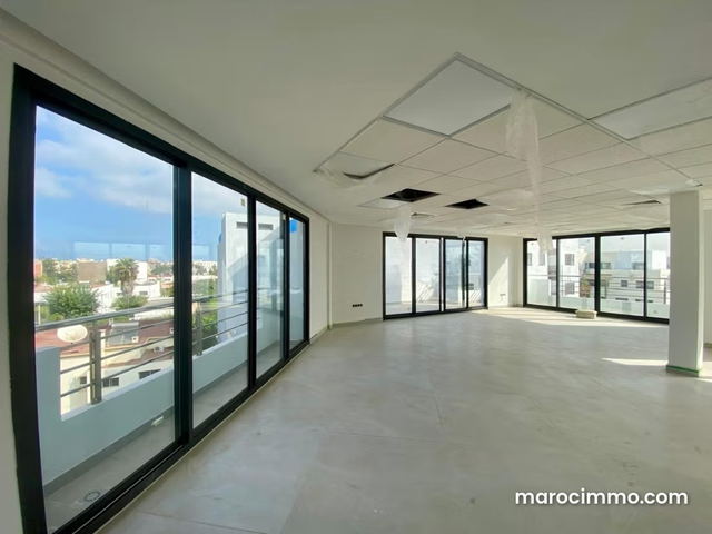 Plateau de bureau 102m² Riviera Bd Ghandi — الدار البيضاء