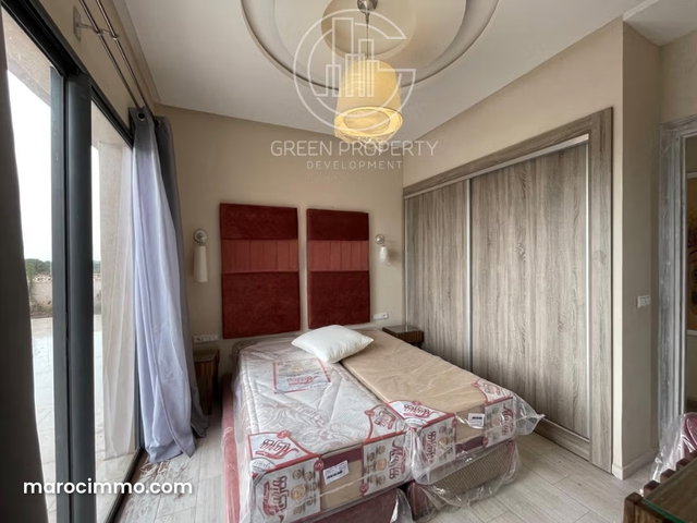 Villa contemporaine de 4 chambres avec terrasse — 4