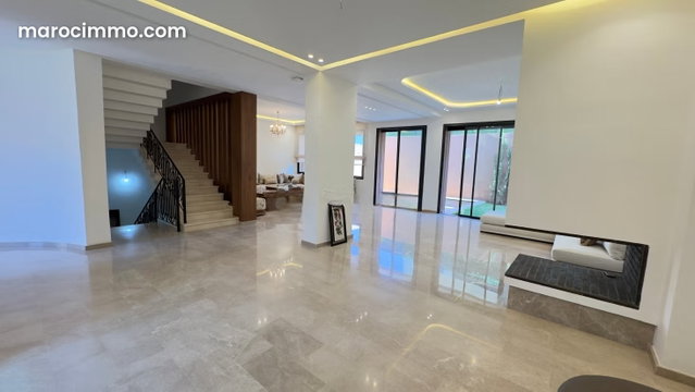 À vendre – Villa contemporaine récemment construite à Agdal, Marrakech — 2