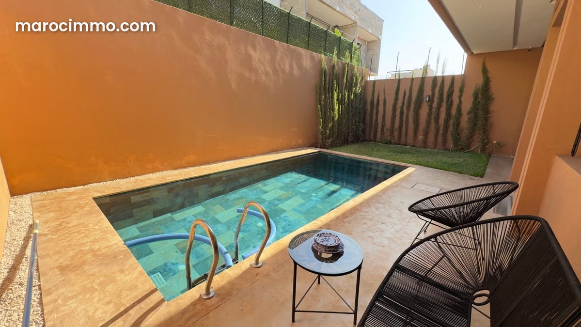 À vendre – Villa contemporaine récemment construite à Agdal, Marrakech