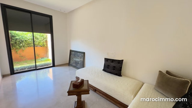 À vendre – Villa contemporaine récemment construite à Agdal, Marrakech — 4