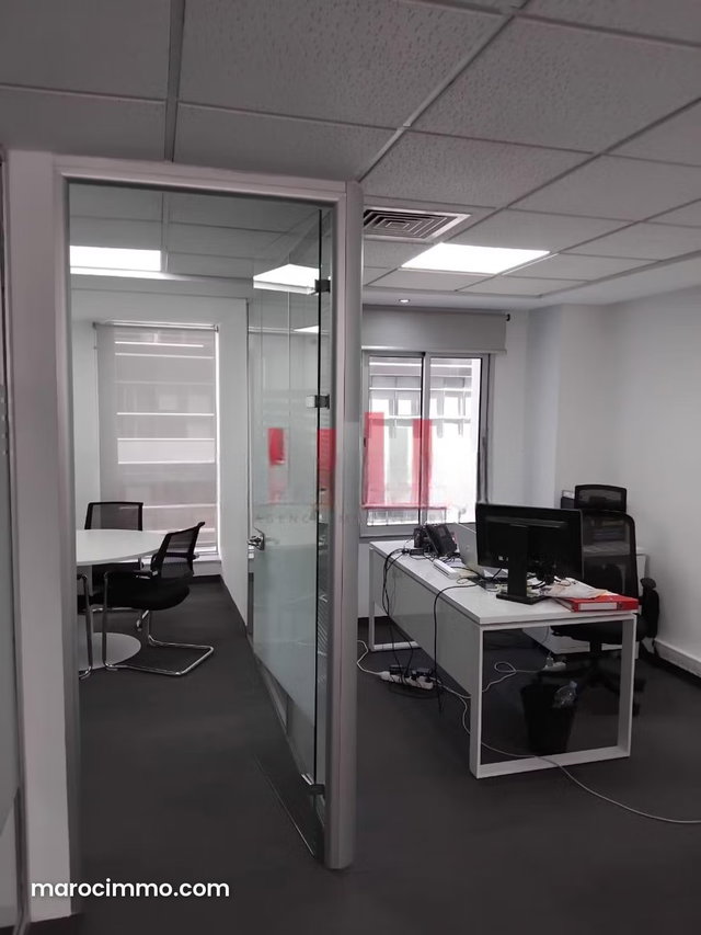 Plateau bureau meublé de 133m2 à la location Palmier — 5