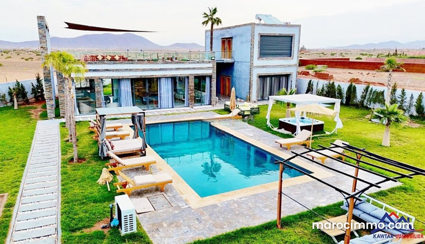 Villa neuve 340 m², 2600 m² de jardin avec piscine, Marrakech — Marrakech