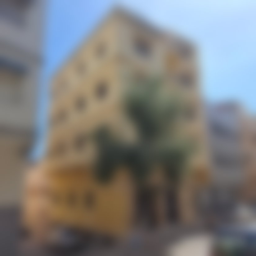 منزل واسع بسبع غرف للبيع بحي دريسية في طنجة