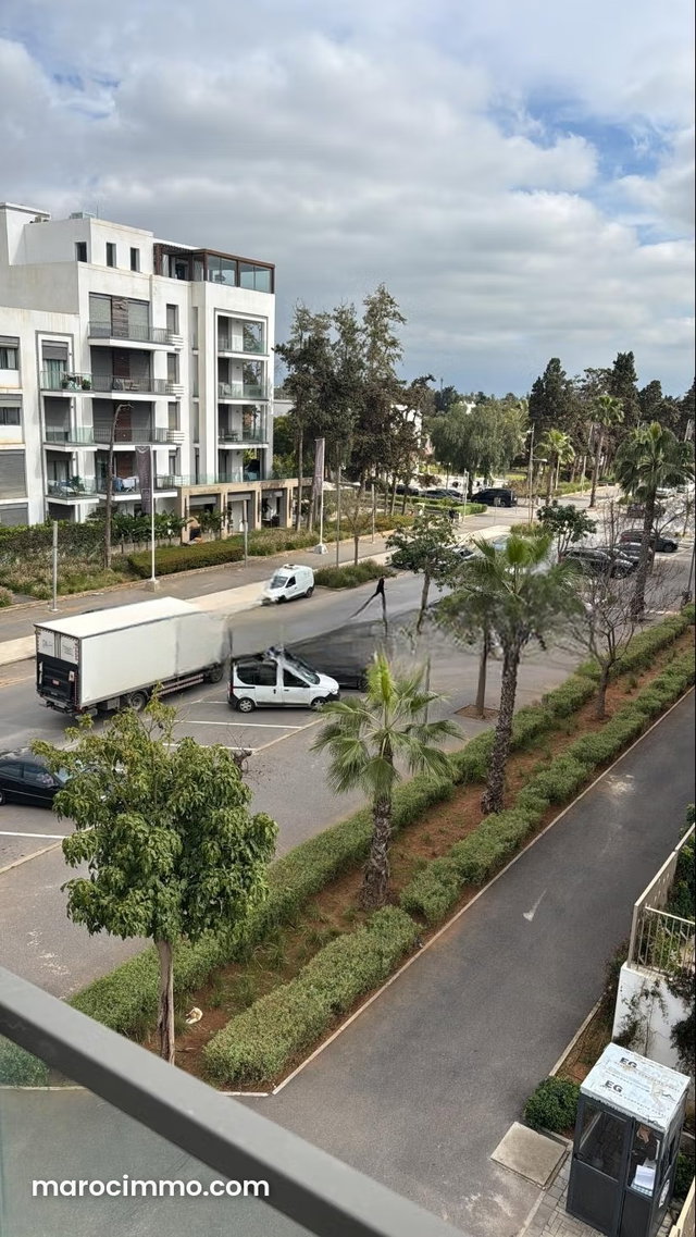 Apparemment en location a rabat square de souissi. 2 chambres plus chambre de service — 2
