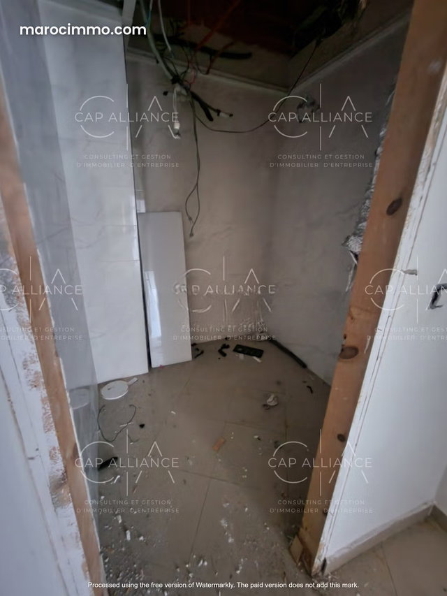 Local commercial à vendre à Iberia — 3