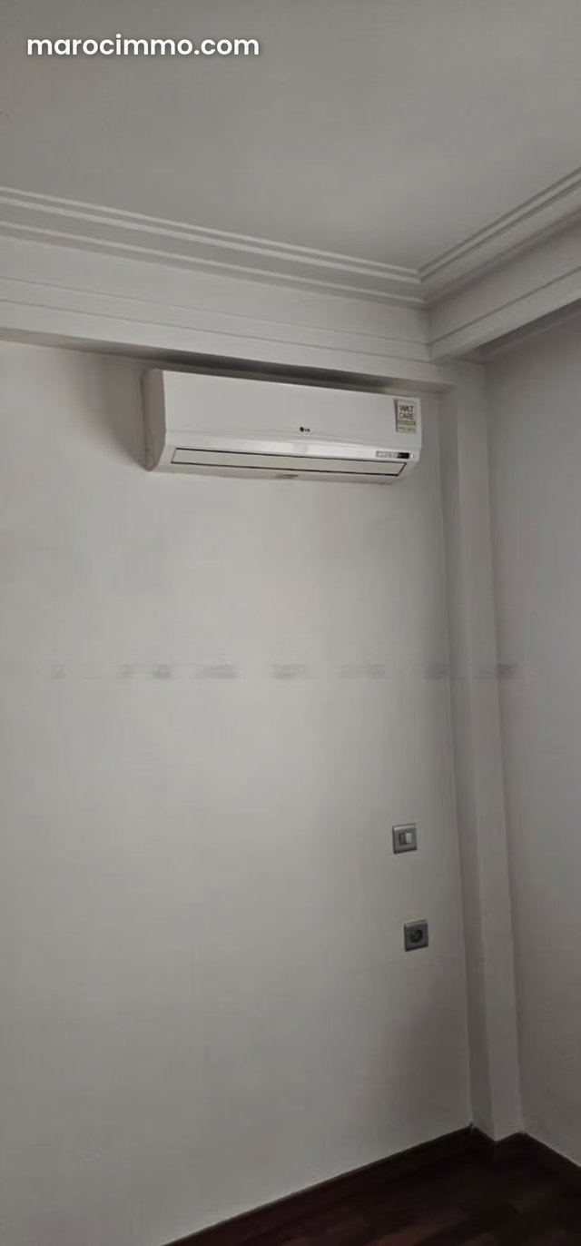 Val Fleury: Appartement vide confortable à louer — 4