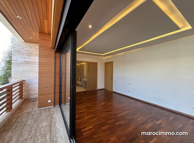 Vente villa de luxe à Harhoura. 4 chambres. Terrasse et jardin — 3