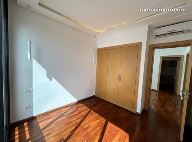Vente villa de luxe à Harhoura. 4 chambres. Terrasse et jardin — 5