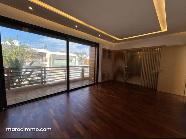 Vente villa de luxe à Harhoura. 4 chambres. Terrasse et jardin — 2
