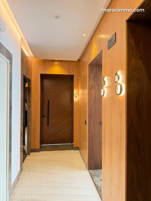 Luxury Apartment in Malabata Hills — 2
