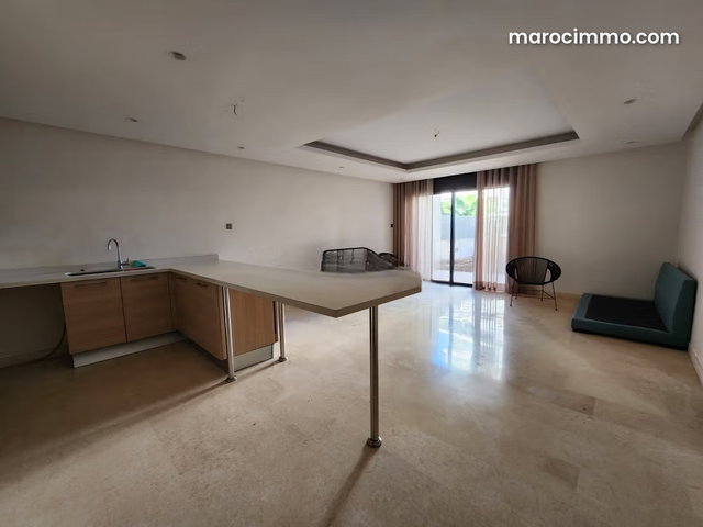 Rez de jardin 167 m² dont 57 de jardins, Ain Diab — 2