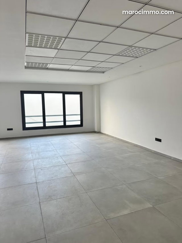 Location de bureaux à Agdal. Surface de 82 — 4