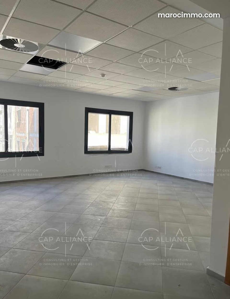 Beaux bureaux à louer. Superficie 60 m²
