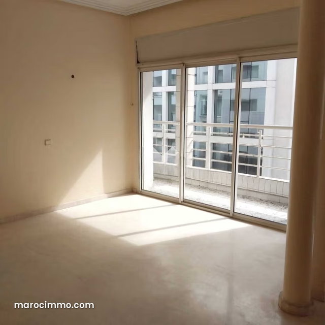 Appartement à Vendre de 207.0 m² à Casablanca, Quartier De Parc Et Place — 2