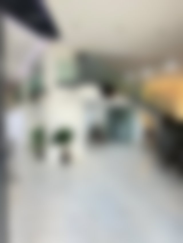 محل زاوية مشرق للبيع بحي إيبرية طنجة — 2