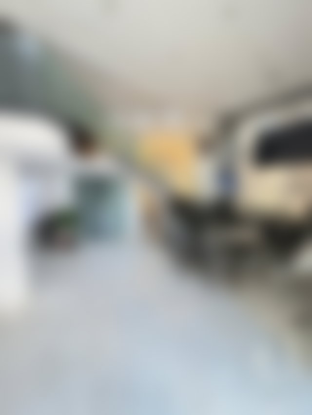 محل زاوية مشرق للبيع بحي إيبرية طنجة — 3