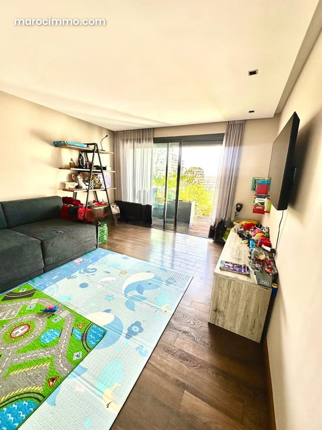 Exceptionnel duplex avec piscine à louer — 5