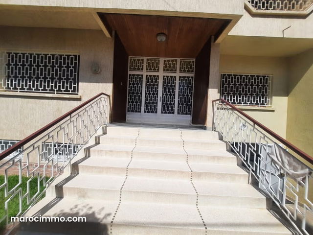 Vente villa de luxe à Hay Salam. 6 chambres — Salé