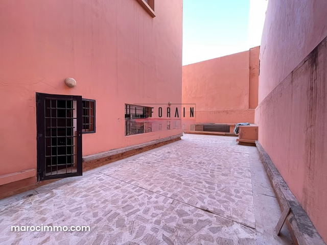 Appartement avec grande cour à Guéliz — مراكش