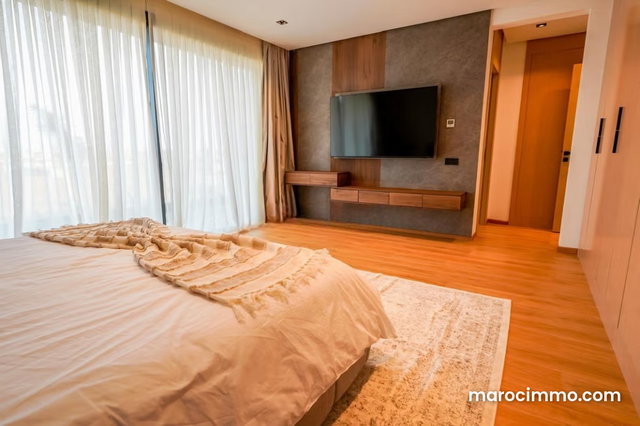 Villa De Luxe À Vendre 5 Suites VE25319 — 2