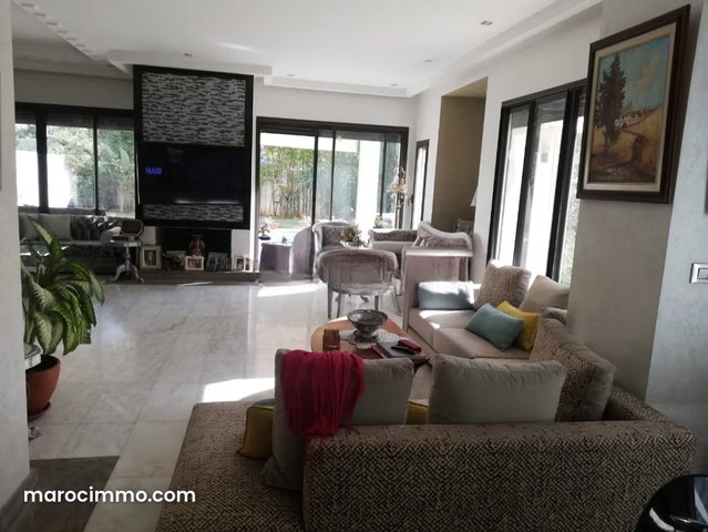 Élégante villa avec jardin et piscine – Prestigia — 2