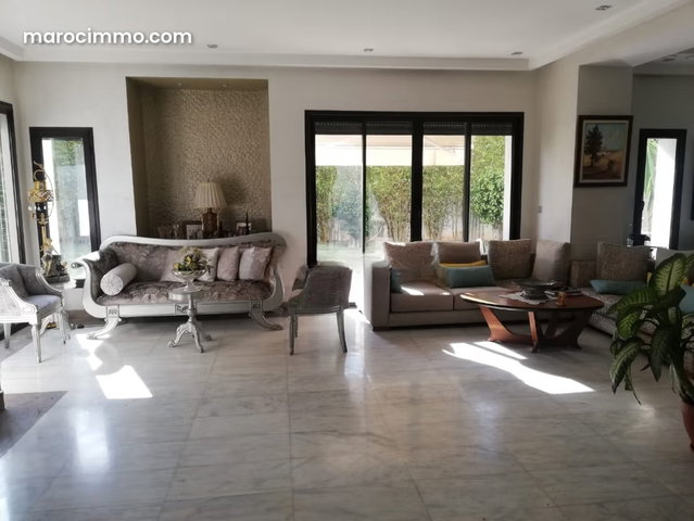 Élégante villa avec jardin et piscine – Prestigia — 3