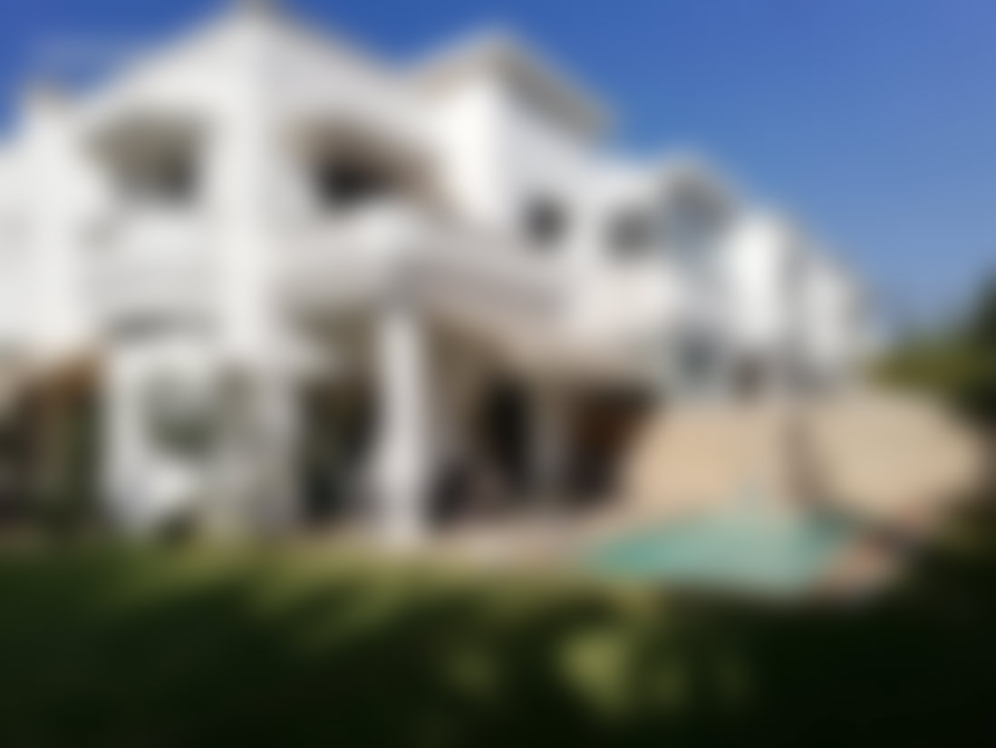 Villa avec piscine et jardin à louer, Ville verte Bouskoura