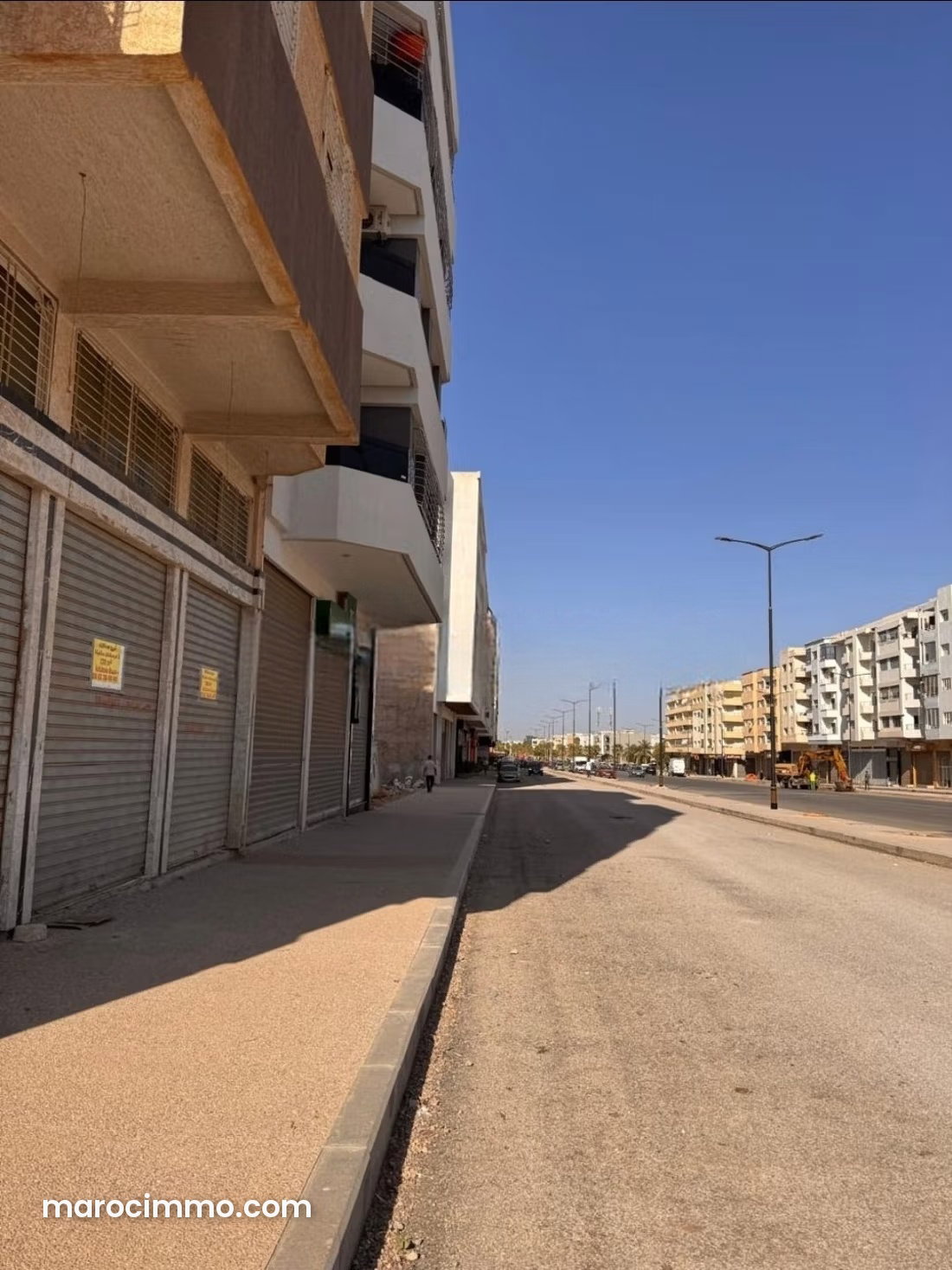 محل تجاري بواجهتين للبيع بطريق عين الشقف بفاس — فاس