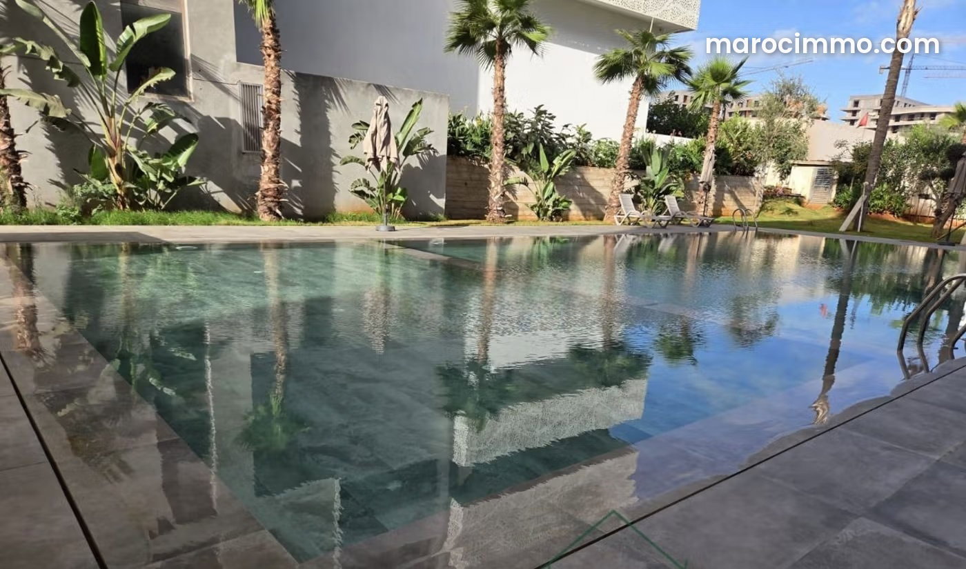 Furnished studio with garden, Casablanca Finance City — Casablanca