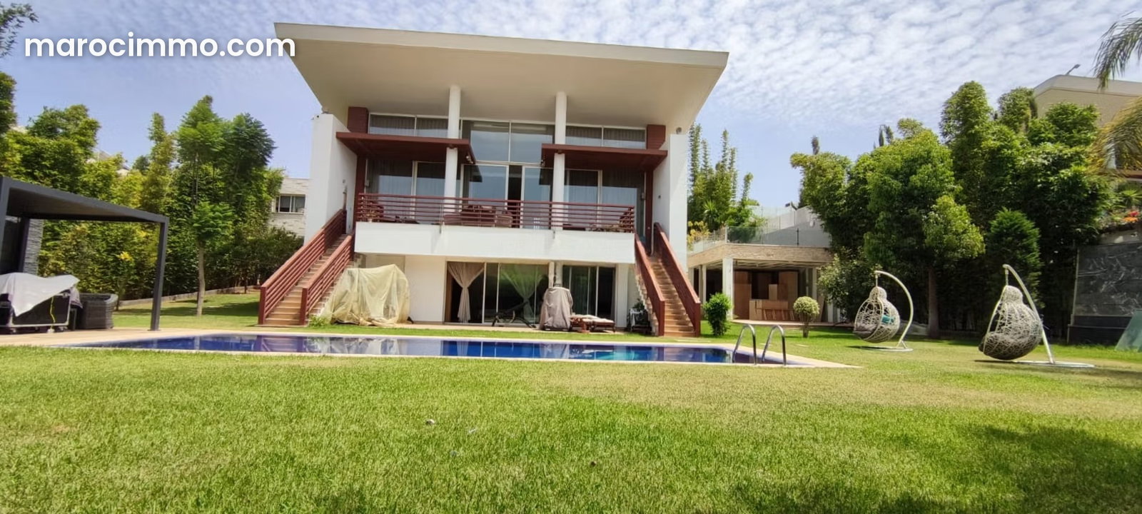 فيلا رحبة بمسبح وحديقة في المدينة الخضراء بوسكورة — بوسكورة